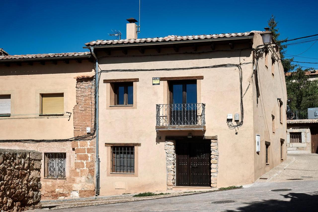 Villa Hestia Vut à Ayllón Extérieur photo