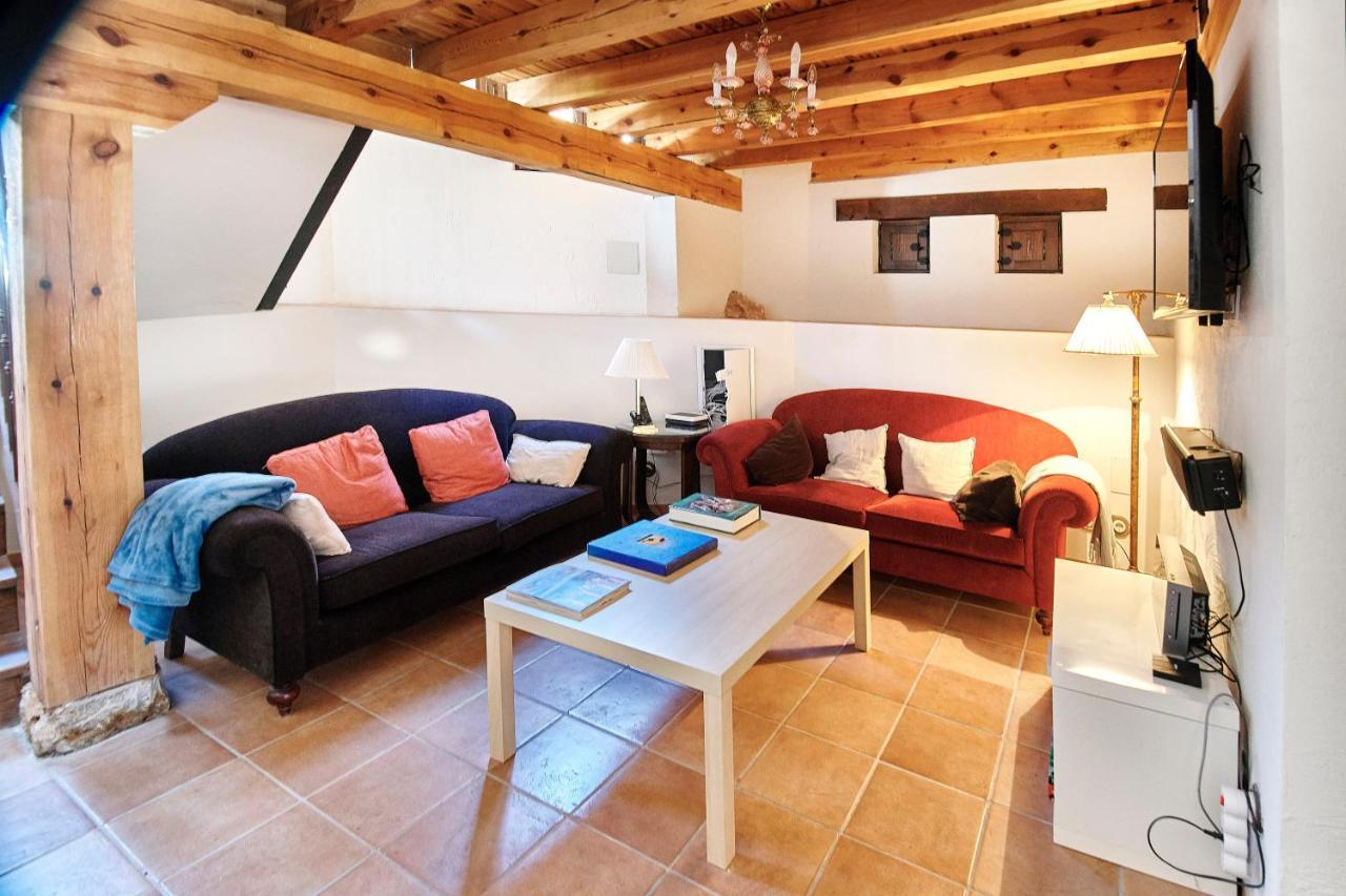 Villa Hestia Vut à Ayllón Extérieur photo