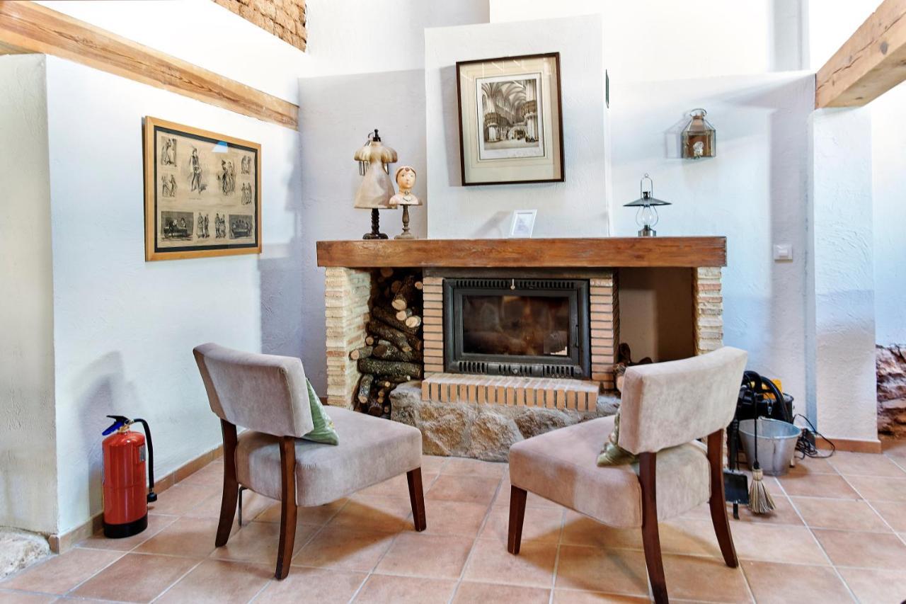 Villa Hestia Vut à Ayllón Extérieur photo