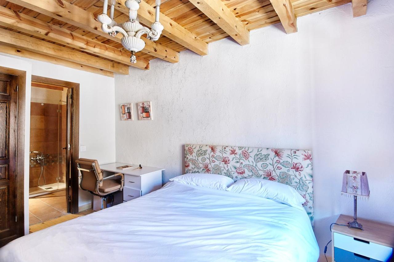 Villa Hestia Vut à Ayllón Extérieur photo