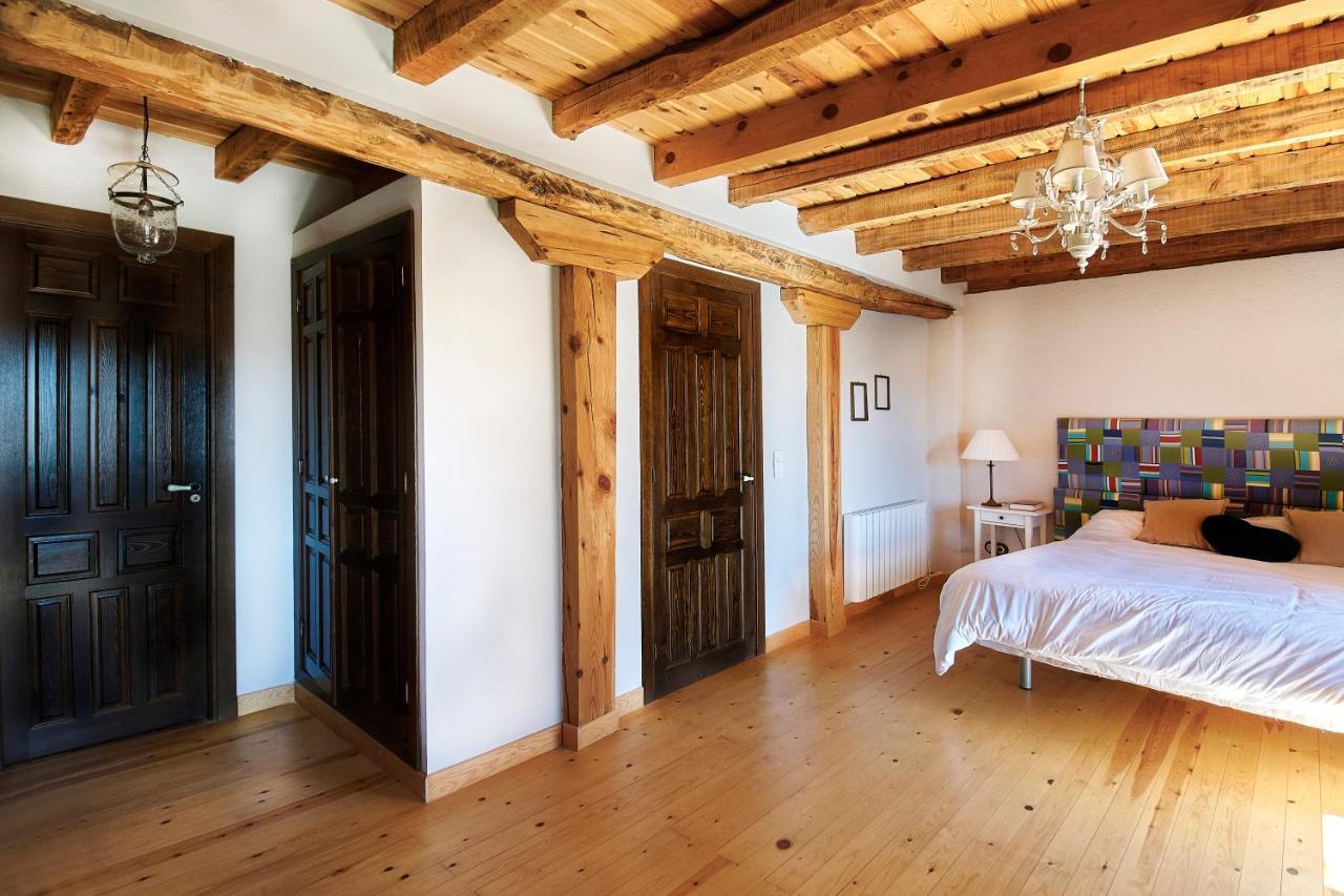 Villa Hestia Vut à Ayllón Extérieur photo